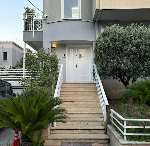 S's In * ティラナ