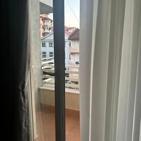 Apartment S's In
