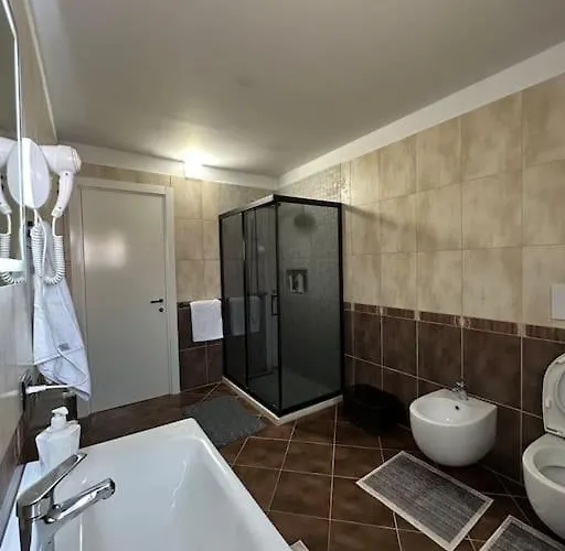 S's In Appartement Tirana